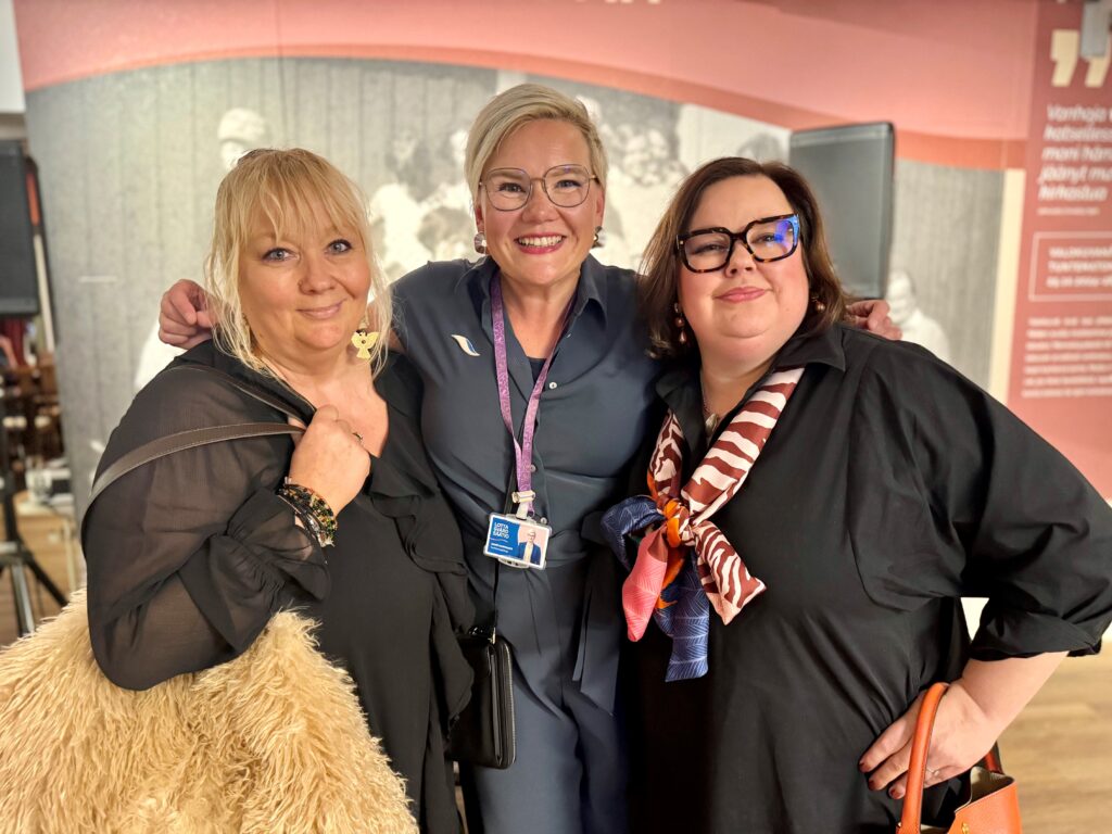 Lotta Svärd Säätiön toiminnanjohtaja Anne Nurminen, Temalin toimitusjohtaja Nina Zischka, Temalin operatiivinen johtaja Julia Stoltzenberg