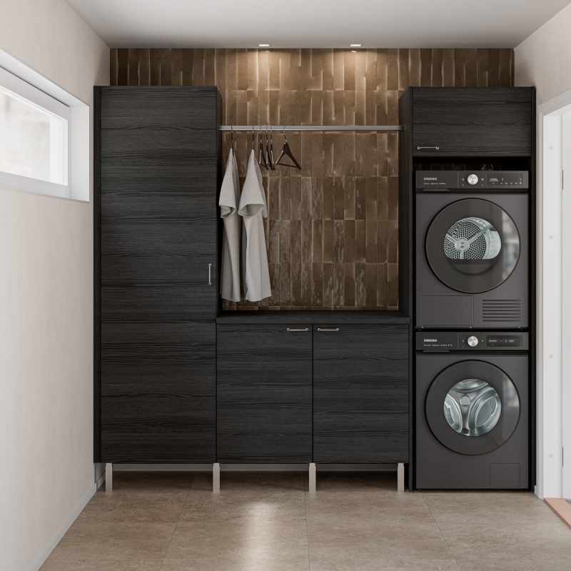 ERGO Tower -pesukonekaappi ja kodinhoitohuoneen alakaappeja sekä korkea pyykkikaappi